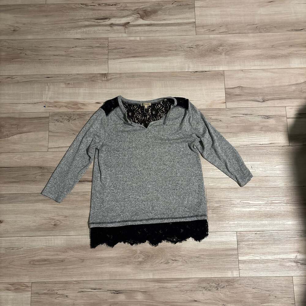 Democracy Gray With Black Lace Split V-Neck